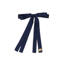  Dacee Scalloped Grosgrain Bow Medium Clip - AM4360