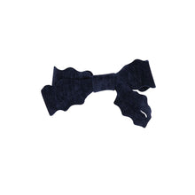  Dacee Scalloped Velvet Small Bow Clip - AS4261