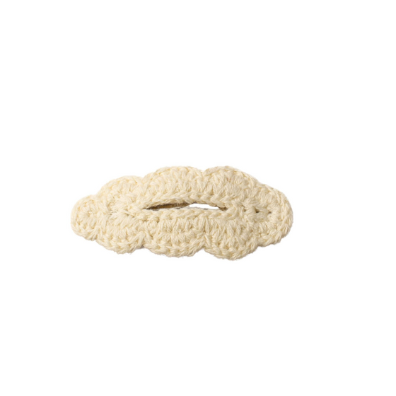 Cherie Scalloped Crochet Outline Snap Clip